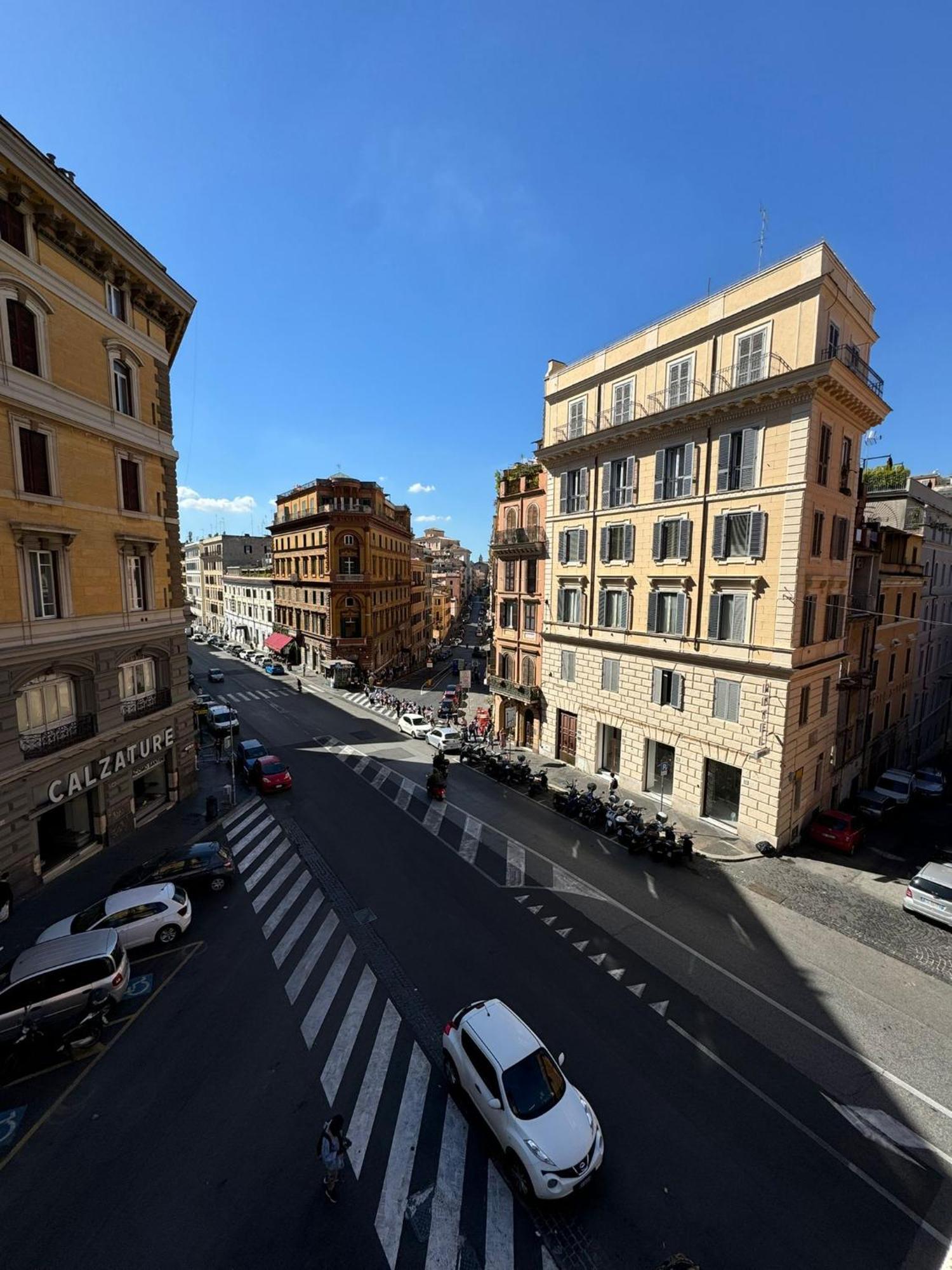 Lux Cavour